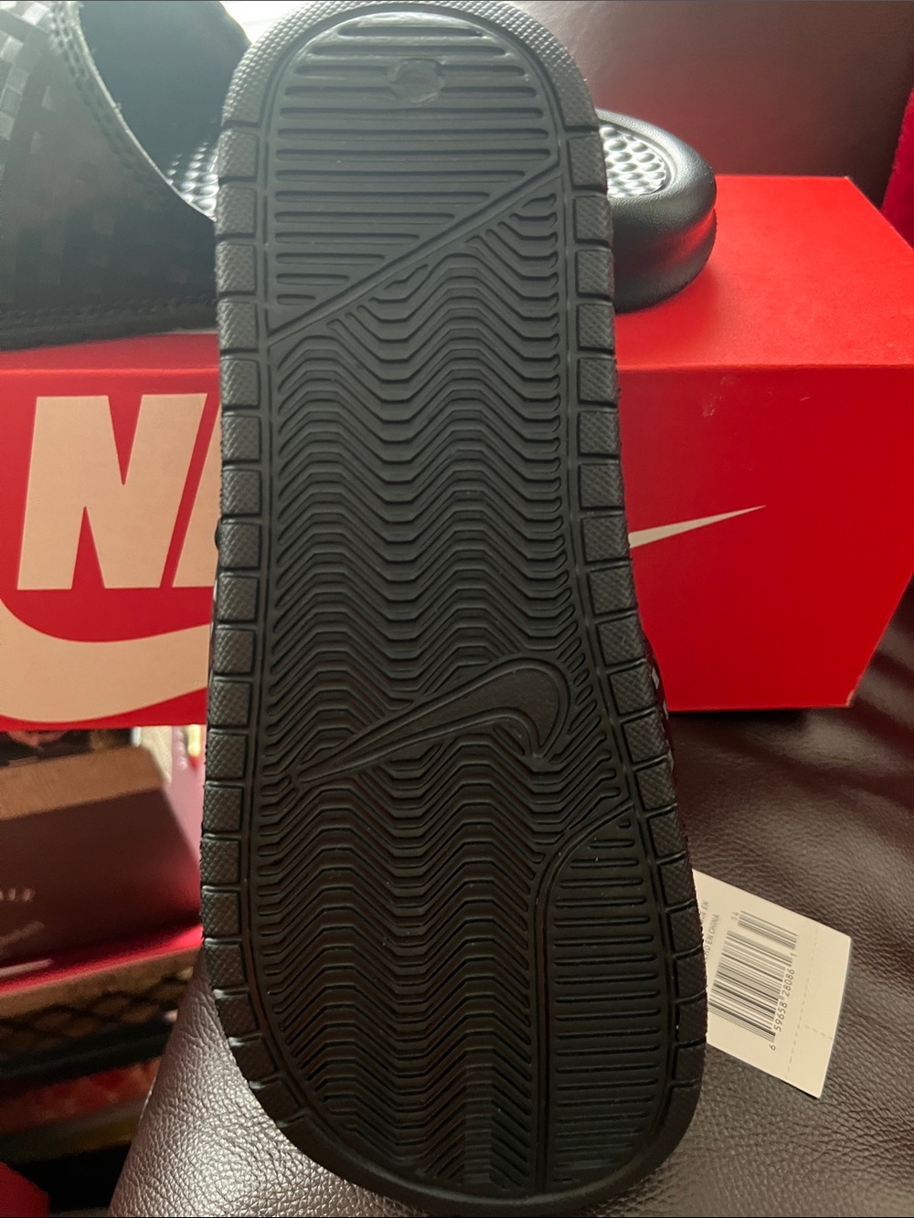 Nike Black Slides with White Logo - Picture 4 of 4